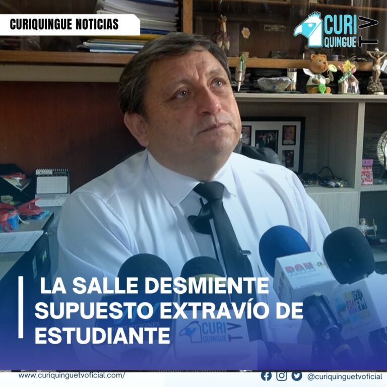 #NoticiaLocal El rector Eddy Cárdenas aclaró que el supuesto extravío de un estudiante fue solo un malentendido. El menor decidió trasladarse solo a su casa sin aviso previo, gracias al protocolo de seguridad, fue localizado rápidamente y se confirmó que estaba a salvo. La institución reafirma su compromiso con la seguridad estudiantil. Más noticias y Tv en vivo: www.curiquinguetv.com #CuriquingueTvOficial