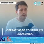 #NoticiaLocal La tarde del 29 de julio, un operativo conjunto entre entidades de control verificó documentos de motociclistas en distintos puntos de Latacunga. El objetivo fue reducir los delitos en la vía pública, especialmente aquellos cometidos por personas que se movilizan en moto. Se retuvieron vehículos sin licencia y se retiraron láminas polarizadas.
