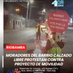 Habitantes del barrio Calzado Libre, junto a representantes de distintos sectores sociales de Riobamba, realizaron una manifestación pacífica en una de las principales avenidas del sector para expresar su desacuerdo con el proyecto de movilidad impulsado por el Municipio.