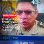 📍 #Latacunga | Un operativo ejecutado por personal de Antinarcóticos del Distrito Latacunga permitió la aprehensión de tres personas en el sector de Cuicuno, perteneciente al circuito Guaytacama, la noche del 13 de octubre.